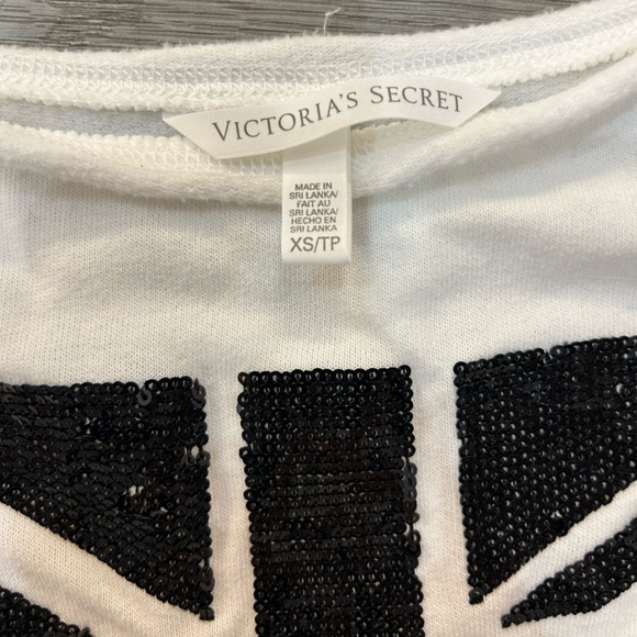 Victoria's Secret Fashion Show Sweater - Picture 12 of 12